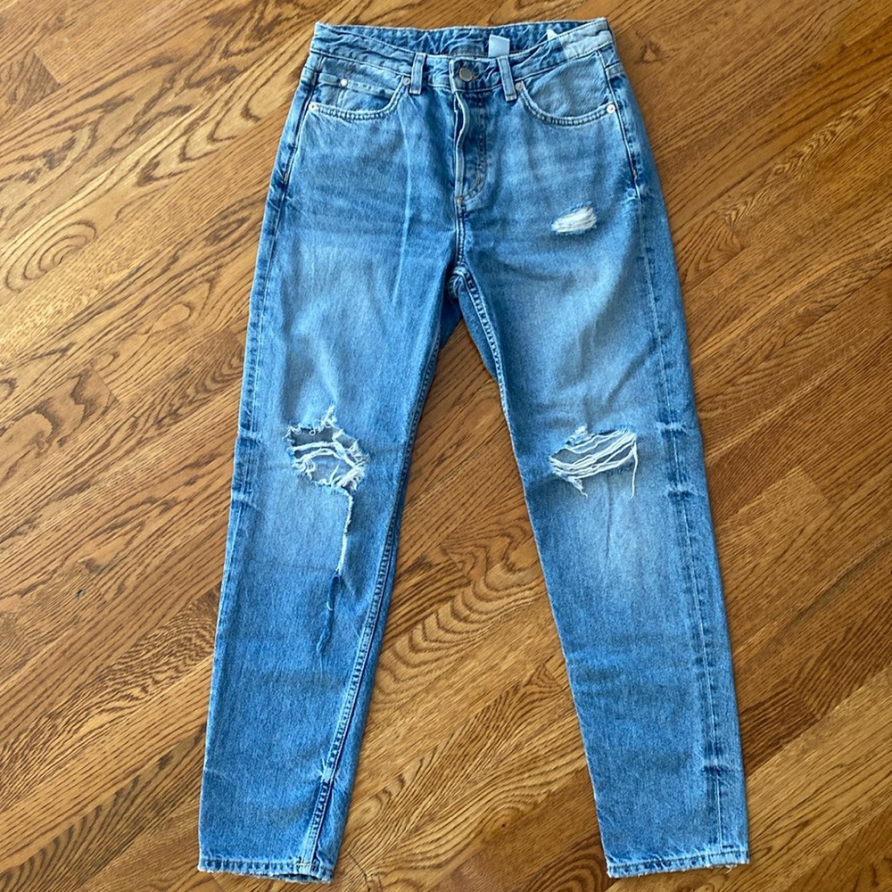 & Denim H&M Boyfriend Low Waist Distressed Jeans Size 2